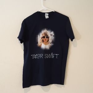Womens Taylor Swift T-Shirt